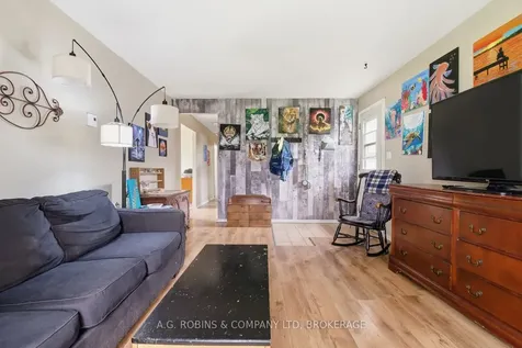 29 Lanark Crescent St. Catharines ON L2M 6E1