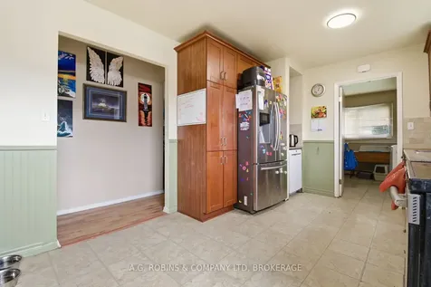 29 Lanark Crescent St. Catharines ON L2M 6E1