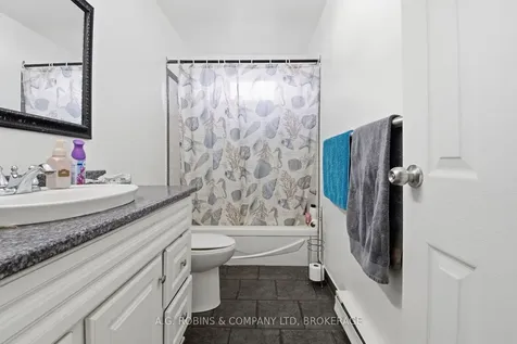 29 Lanark Crescent St. Catharines ON L2M 6E1
