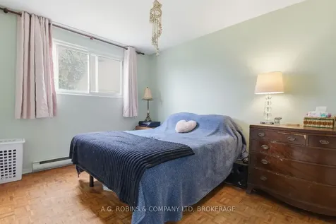 29 Lanark Crescent St. Catharines ON L2M 6E1
