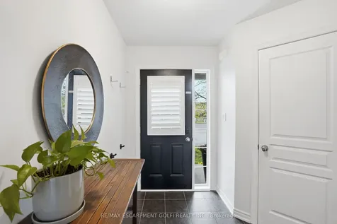 258 Fall Fair Way Hamilton ON L0R 1C0