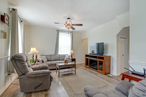 215 Whites Road Minto ON N0G 2P0