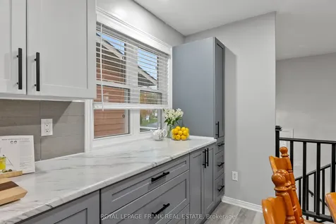 21 Birch Crescent Kawartha Lakes ON K0M 1A0