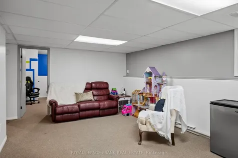21 Birch Crescent Kawartha Lakes ON K0M 1A0