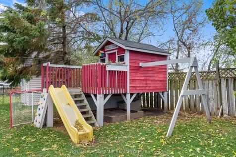21 Birch Crescent Kawartha Lakes ON K0M 1A0