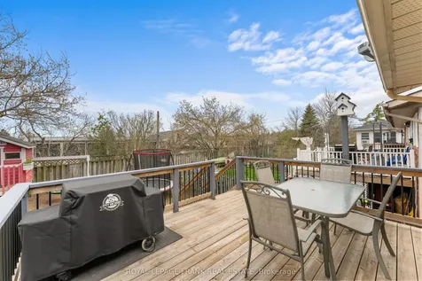 21 Birch Crescent Kawartha Lakes ON K0M 1A0