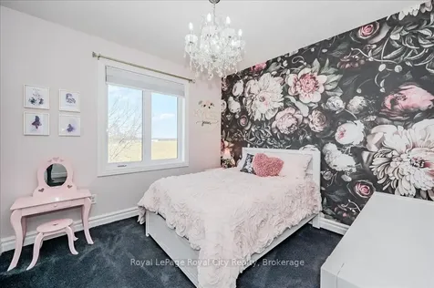 4663 Wellington 35 Road Puslinch ON N1H 6J3