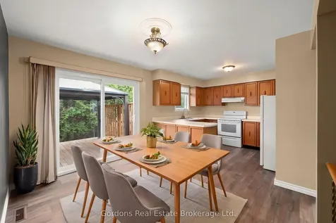 49 Corneil Street Kawartha Lakes ON K9V 5T7