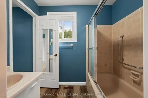 49 Corneil Street Kawartha Lakes ON K9V 5T7