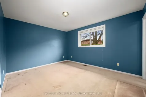 49 Corneil Street Kawartha Lakes ON K9V 5T7
