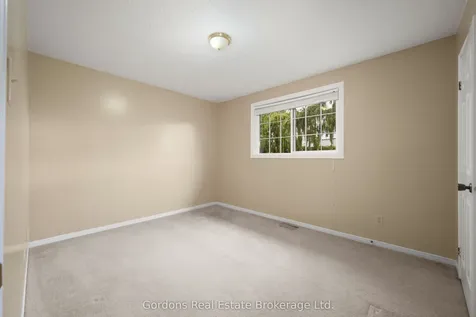49 Corneil Street Kawartha Lakes ON K9V 5T7