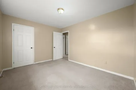 49 Corneil Street Kawartha Lakes ON K9V 5T7