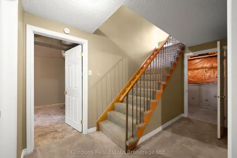 49 Corneil Street Kawartha Lakes ON K9V 5T7