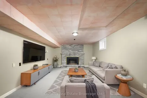 49 Corneil Street Kawartha Lakes ON K9V 5T7