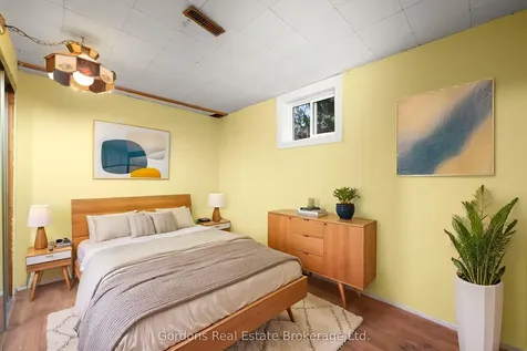49 Corneil Street Kawartha Lakes ON K9V 5T7