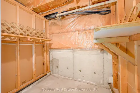 49 Corneil Street Kawartha Lakes ON K9V 5T7