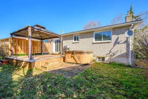 49 Corneil Street Kawartha Lakes ON K9V 5T7