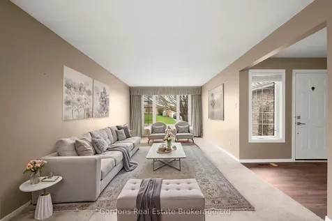 49 Corneil Street Kawartha Lakes ON K9V 5T7
