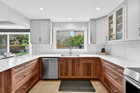 1220 Humberside Drive Kingston ON K7P 2P3