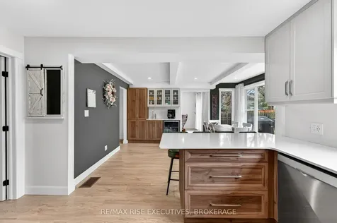 1220 Humberside Drive Kingston ON K7P 2P3