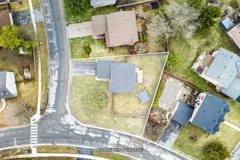 1220 Humberside Drive Kingston ON K7P 2P3