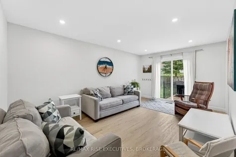 1220 Humberside Drive Kingston ON K7P 2P3