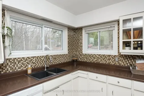 140 Margaret Street North Bay ON P1B 8G4