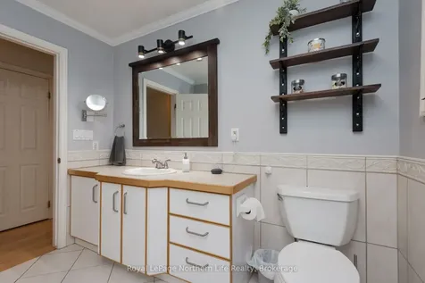 140 Margaret Street North Bay ON P1B 8G4