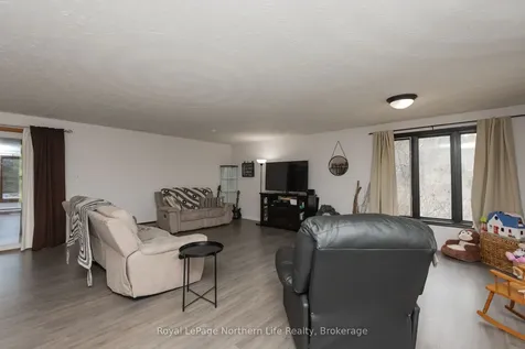 140 Margaret Street North Bay ON P1B 8G4