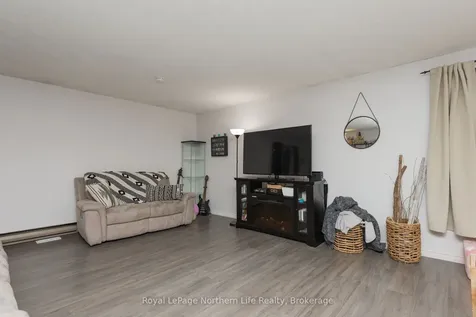 140 Margaret Street North Bay ON P1B 8G4
