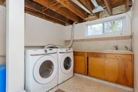 140 Margaret Street North Bay ON P1B 8G4