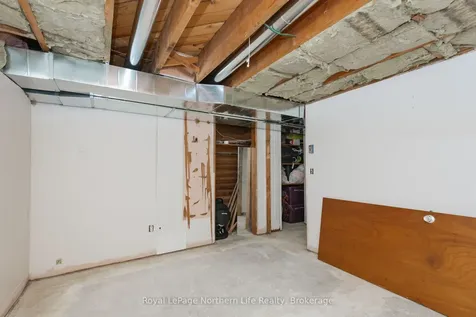 140 Margaret Street North Bay ON P1B 8G4