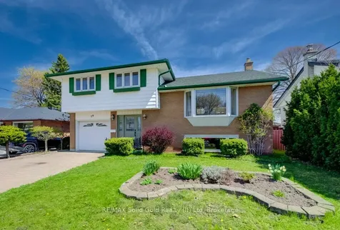 79 Woodhaven Road Kitchener ON N2C 1T9