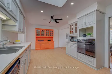 79 Woodhaven Road Kitchener ON N2C 1T9