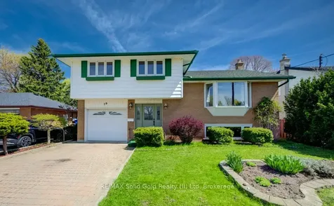 79 Woodhaven Road Kitchener ON N2C 1T9