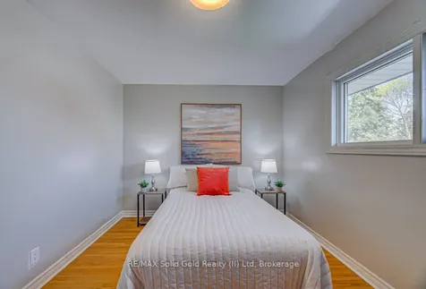 79 Woodhaven Road Kitchener ON N2C 1T9