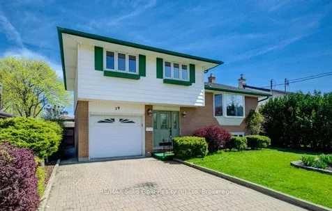 79 Woodhaven Road Kitchener ON N2C 1T9