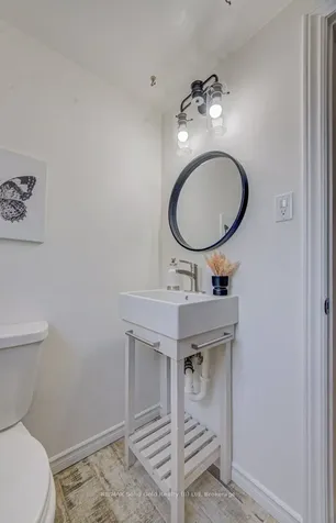 79 Woodhaven Road Kitchener ON N2C 1T9