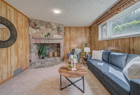 79 Woodhaven Road Kitchener ON N2C 1T9