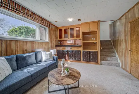 79 Woodhaven Road Kitchener ON N2C 1T9