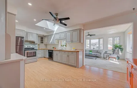 79 Woodhaven Road Kitchener ON N2C 1T9