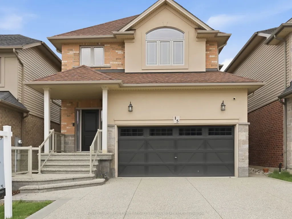 15 Cutts Crescent Hamilton ON L0R 1C0
