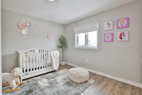 15 Cutts Crescent Hamilton ON L0R 1C0