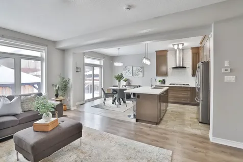 15 Cutts Crescent Hamilton ON L0R 1C0