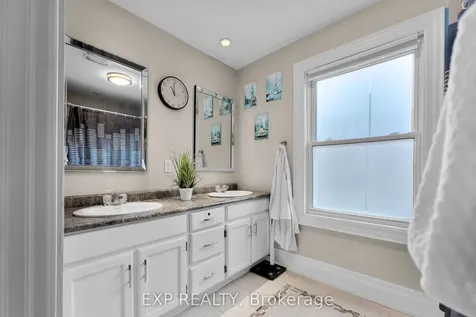 4292 Ferguson Street Niagara Falls ON L2E 2X9