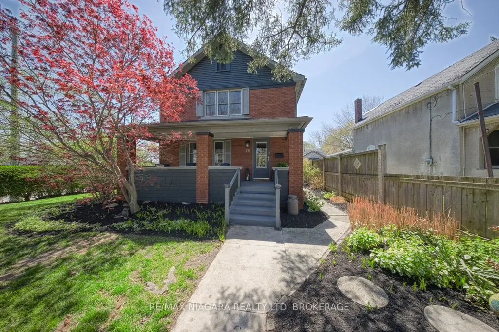 18 Maplecrest Avenue St. Catharines ON L2T 1A8