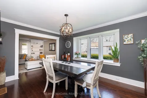 18 Maplecrest Avenue St. Catharines ON L2T 1A8