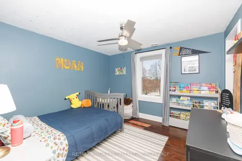 18 Maplecrest Avenue St. Catharines ON L2T 1A8