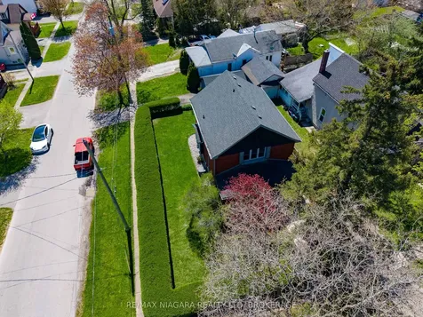 18 Maplecrest Avenue St. Catharines ON L2T 1A8