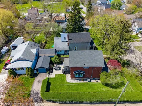 18 Maplecrest Avenue St. Catharines ON L2T 1A8